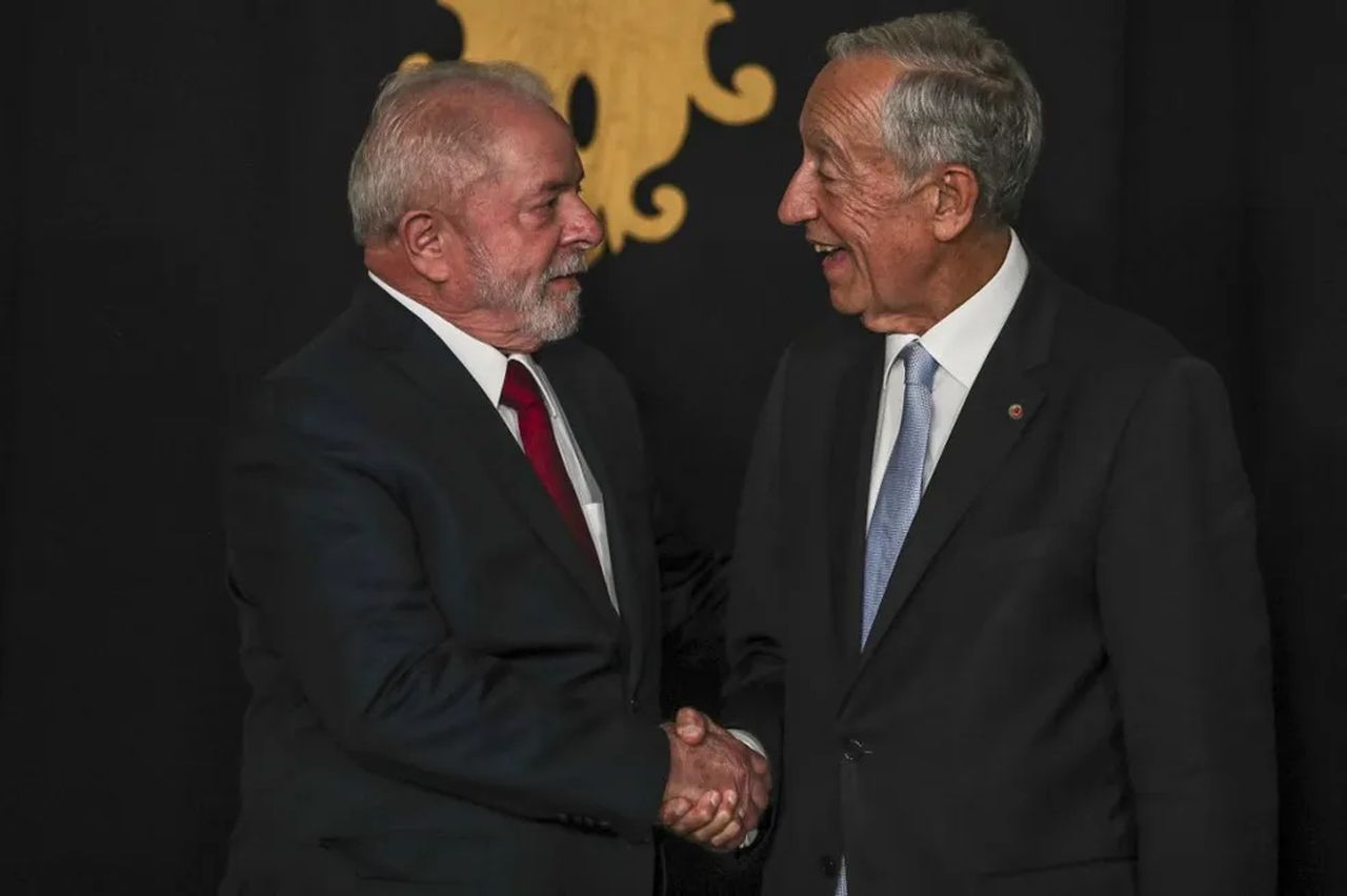 Lula tem alta após retirar lesão na laringe; procedimento foi realizado com sucesso