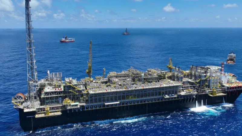 Justiça Federal suspende imposto de exportação de 12% sobre petróleo