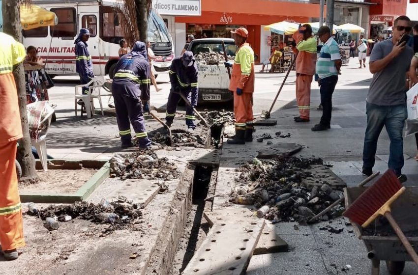Prefeitura retira quatro toneladas de lixo no Centro