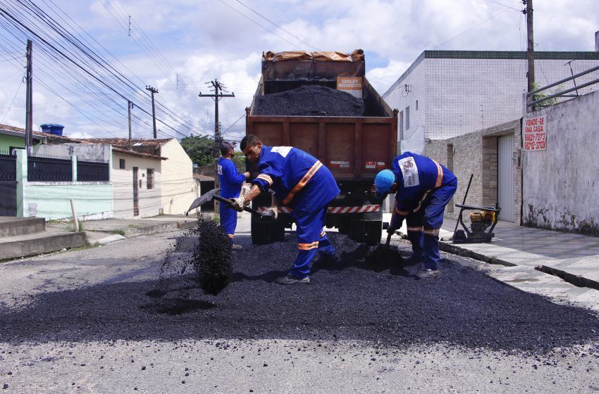 Operação tapa-buraco aplica 135 toneladas de asfalto