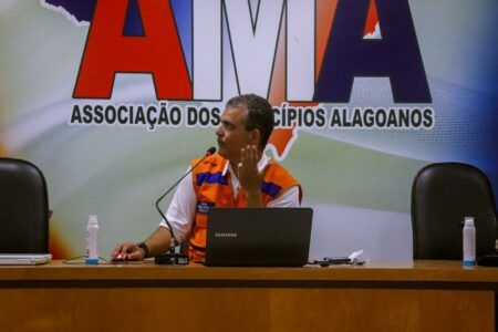 AMA e Defesa Civil capacitam coordenadores