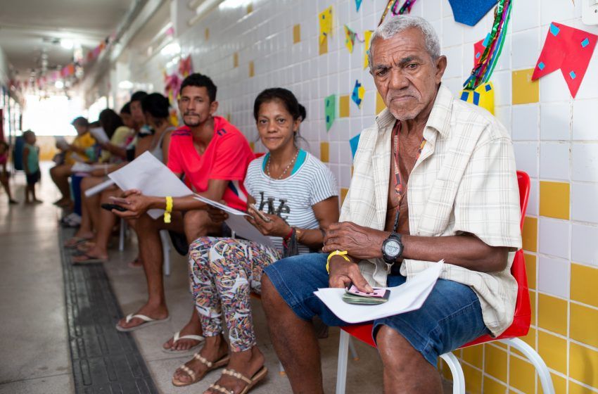 Auxílio emergencial e aluguel social começam a ser pagos