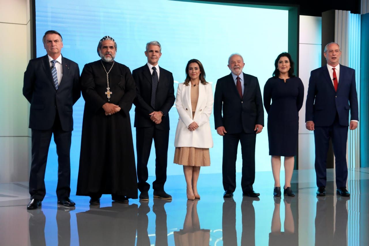 Considerações finais; veja como cada candidato usou o tempo