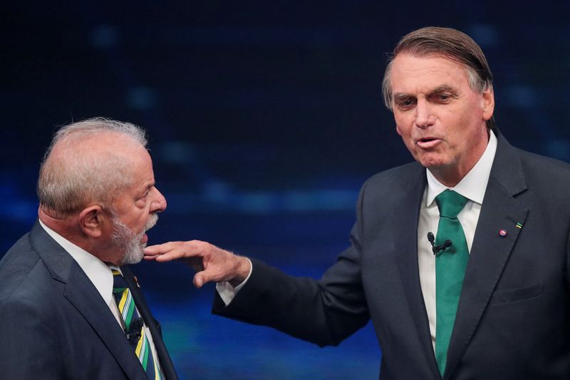 Após pesquisa: Lula vai ao Rio e Bolsonaro segue em SP