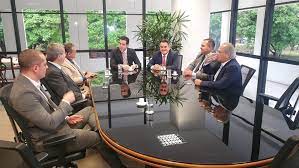Ciro Nogueira e Paulo Guedes se reúnem com ministros