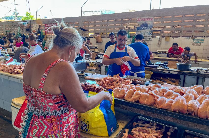 Mercados e feiras estão abastecidos para a ceia de Natal