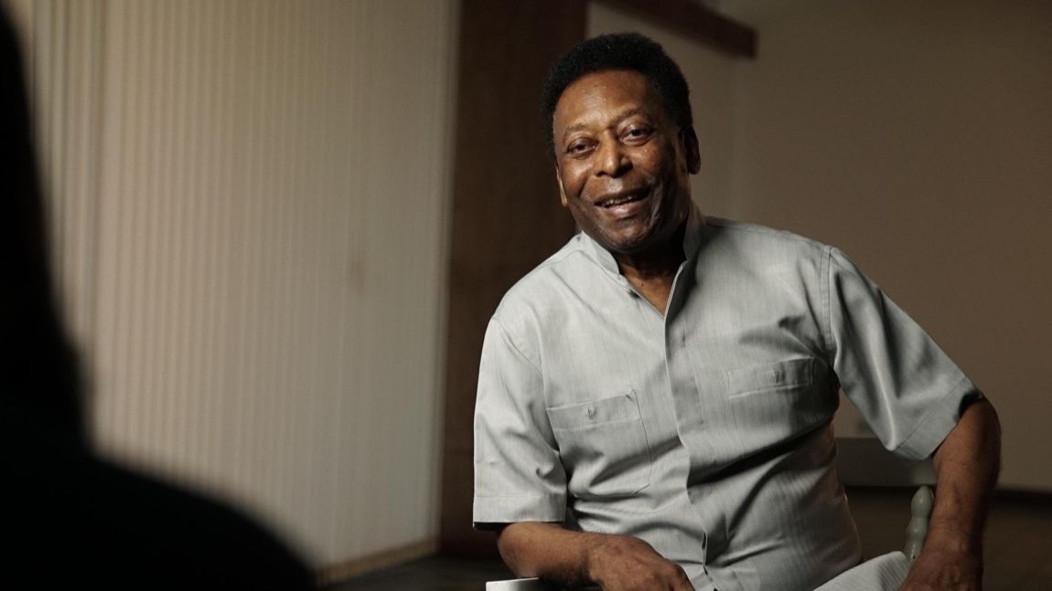 Aos 82 anos, Pelé morre em São Paulo