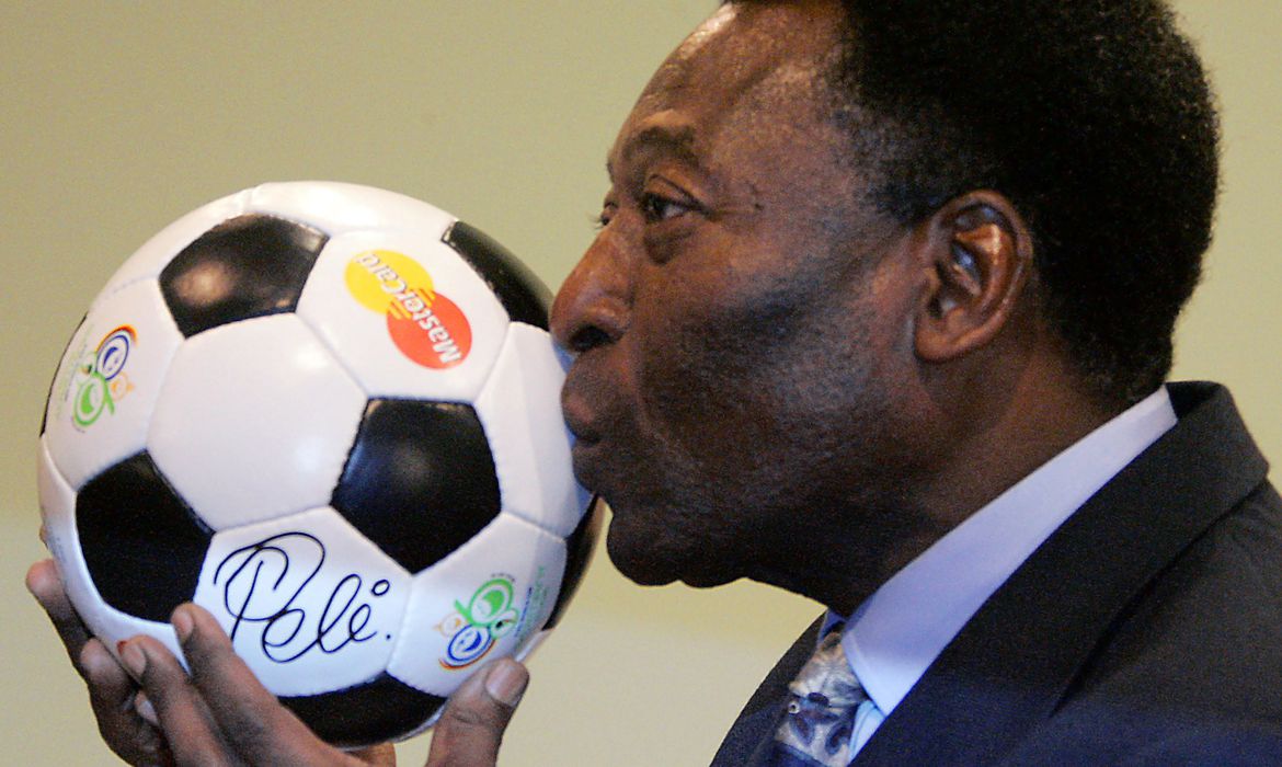Morte de Pelé. Governo brasileiro decreta três dias de luto