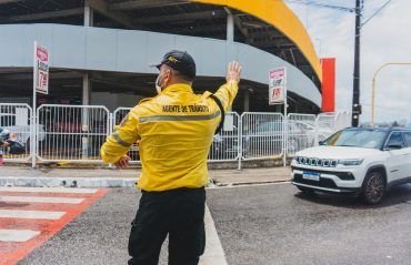 Evento esportivo muda o trânsito na orla marítima