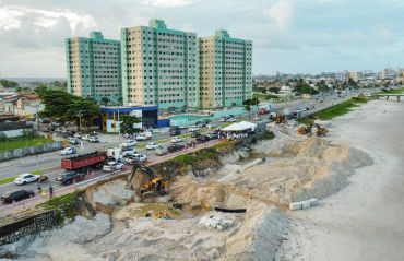 Obra de contenção do mar chega a novos pontos