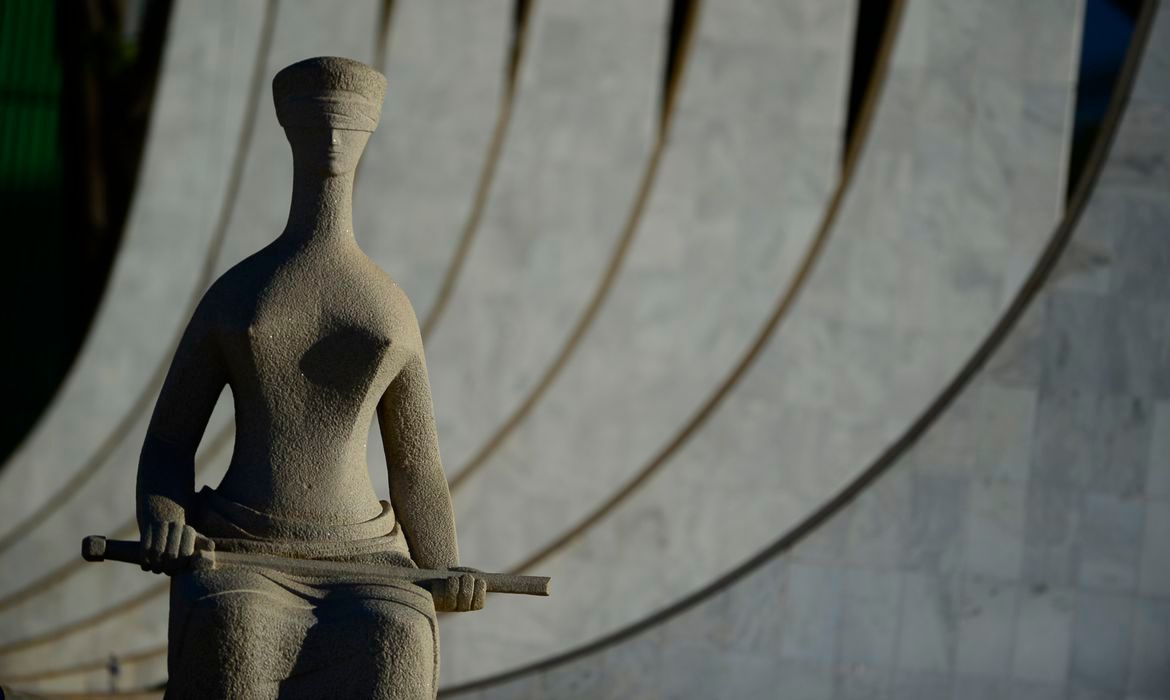 STF retoma julgamento sobre o porte de drogas