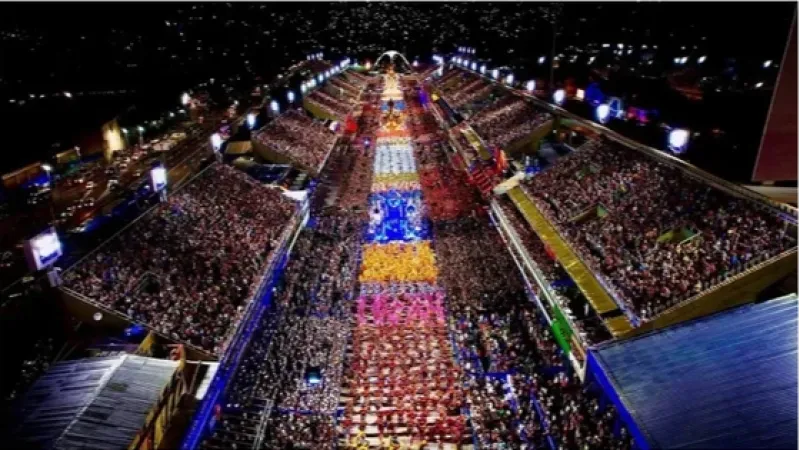 Sapucaí tem desfiles de 4 escolas de samba neste domingo; veja horários