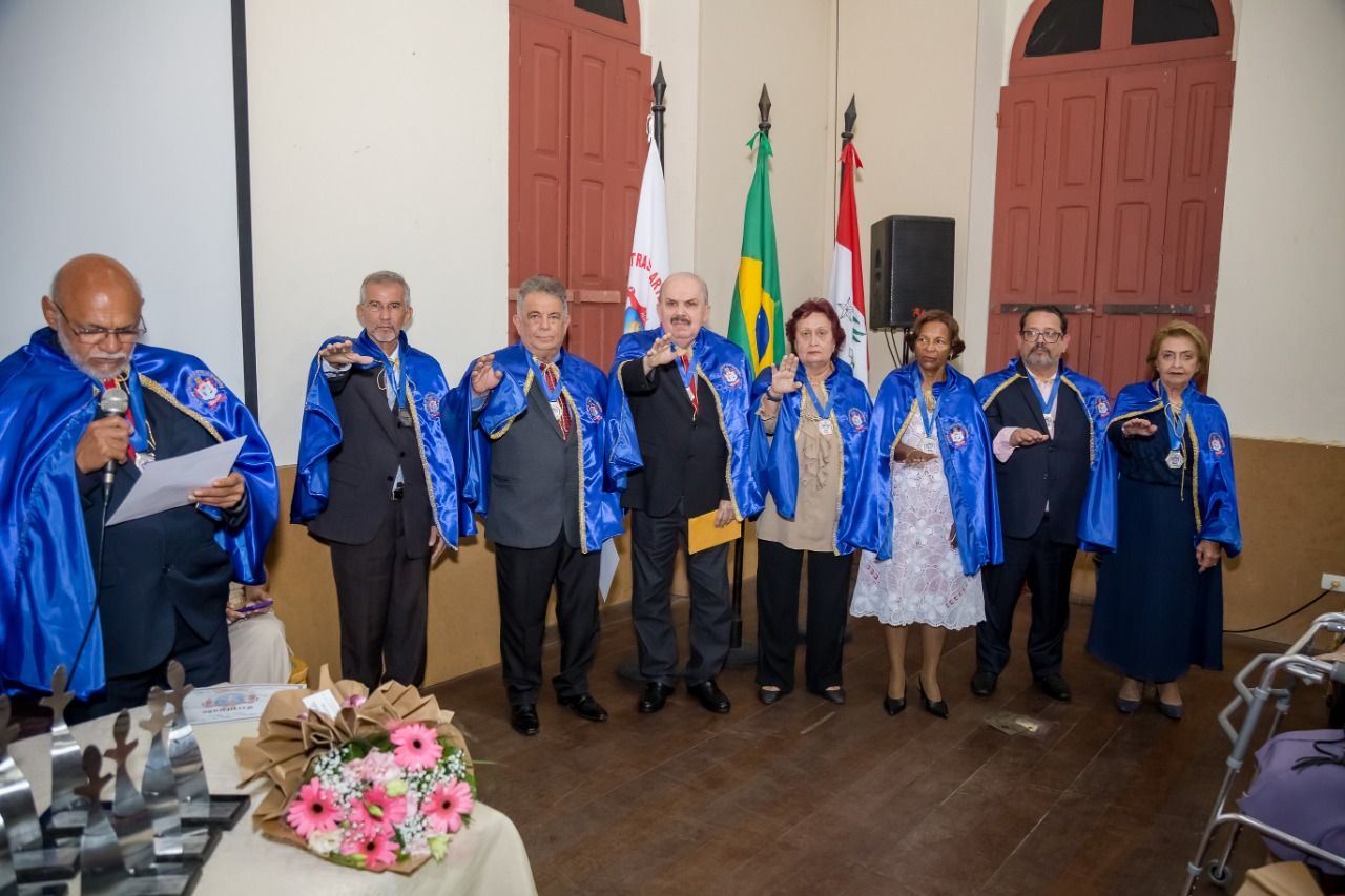 ALANE/AL promoveu uma noite de posse de novos acadêmicos e homenageou figuras proeminentes da nossa sociedade