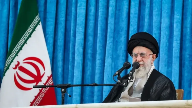 Análise: Morte de Khamenei lança dúvidas sobre futuro de regime no Irã