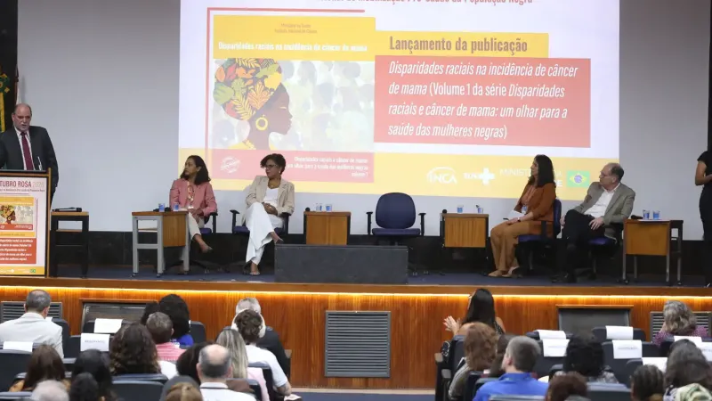 Câncer de mama: mulheres negras morrem 3,8 vezes mais que brancas
