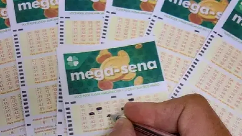 Mega-Sena acumula e prêmio principal chega a R$ 65 milhões