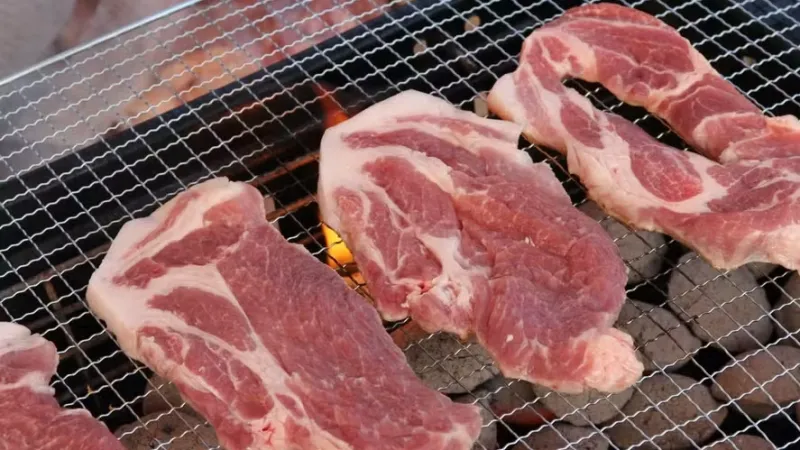Pode comer carne na Sexta-feira Santa? Entenda a origem da tradição