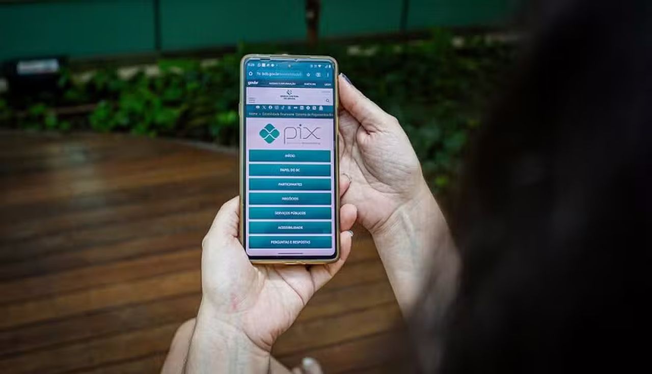 Pix por aproximação estará disponível na sexta-feira. Entenda como modalidade vai funcionar