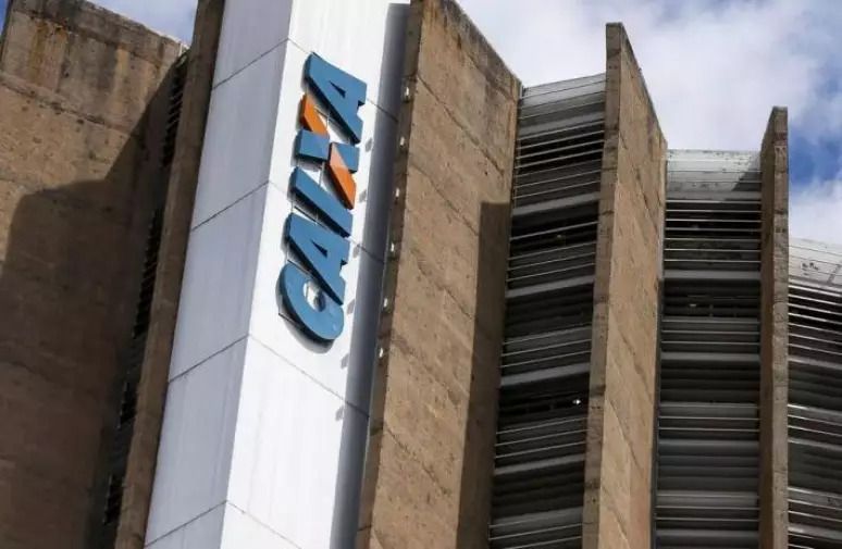 Caixa suspende cobrança do Pix para pessoa jurídica após determinação de Lula