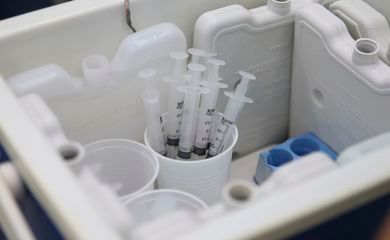 Doenças eliminadas por vacinas matavam mais que guerras mundiais