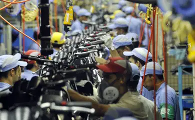 Maior parque industrial do Brasil, SP puxa queda do setor em julho