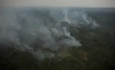 AGU cobra R$ 89 milhões de acusados de causar queimadas na Amazônia
