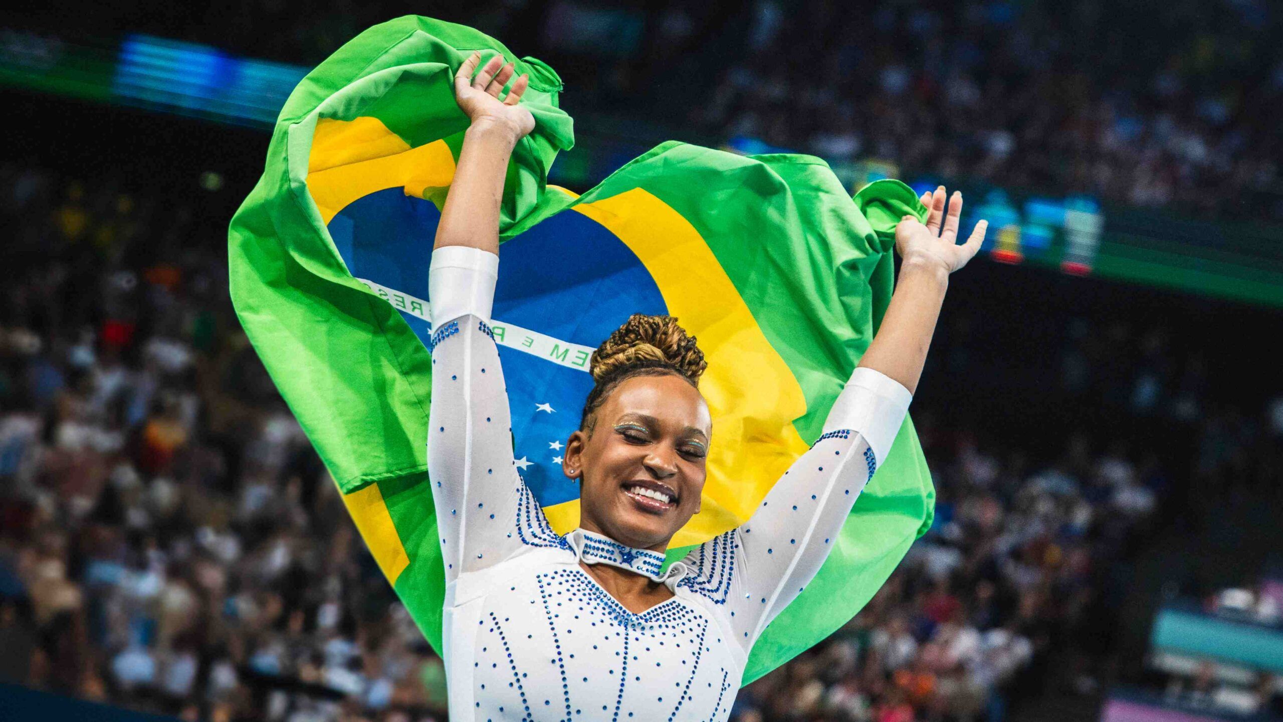 ‘Lembra do impossível? Ele se tornou possível’: Rebeca Andrade relembra dificuldades até se tornar a maior medalhista brasileira da história
