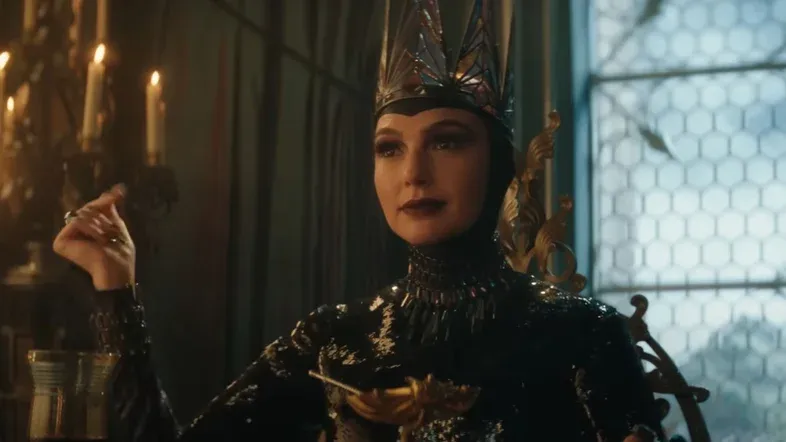 Gal Gadot culpa tensão política em Hollywood por fracasso de ‘Branca de Neve’