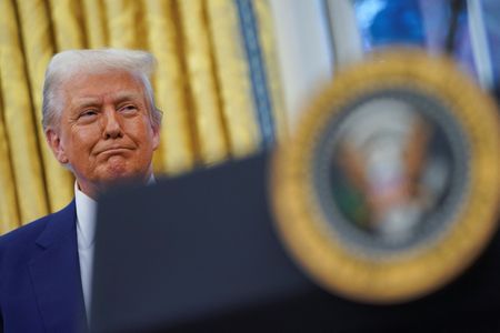 Trump diz que tarifas comerciais recíprocas serão anunciadas nesta quinta