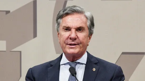 PGR defende prisão domiciliar para Collor em manifestação enviada ao STF