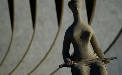 Moraes vota pela condenação de mais seis réus pelo 8 de janeiro