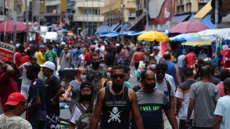 Aumenta o número de pessoas que se declaram pretas no Brasil, aponta IBGE