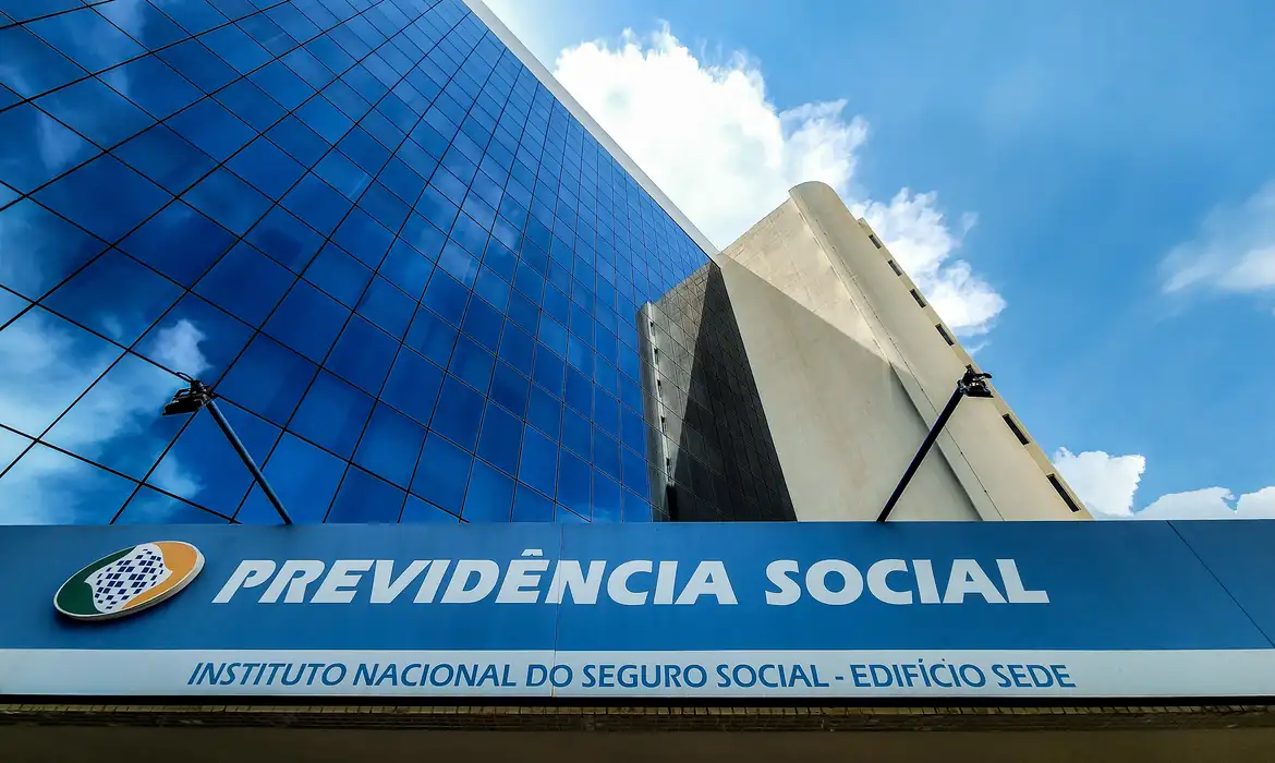 Governo fará busca ativa para alcançar vítimas de fraude no INSS