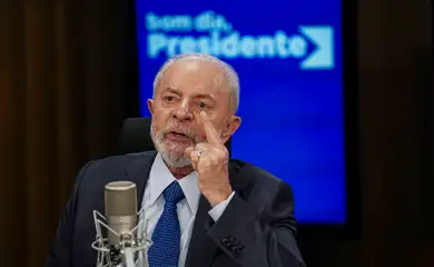 Lula exalta trabalho de voluntários no RS e condena fake news