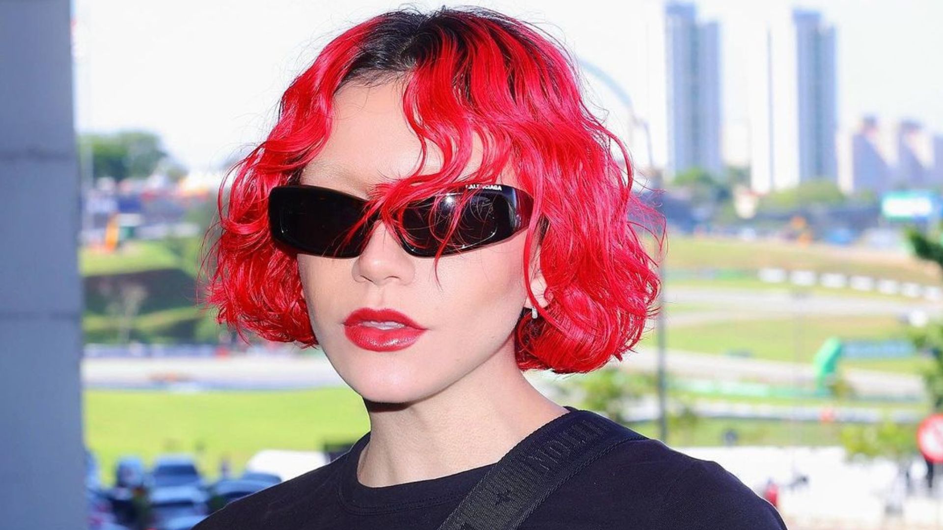 Após mudanças na carreira, Priscilla destaca apoio à comunidade LGBTQIA+: ‘Me encontro livre pra ser’