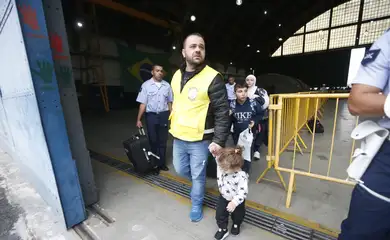 “Não dá para viver no Líbano”, diz homem que trouxe família ao Brasil