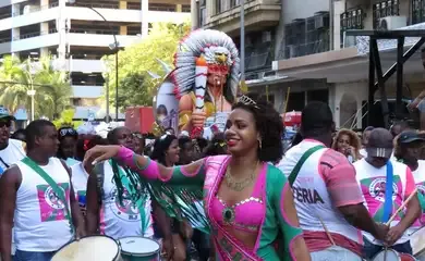 Carnaval 2025: confira os blocos que desfilam nesta segunda no Rio