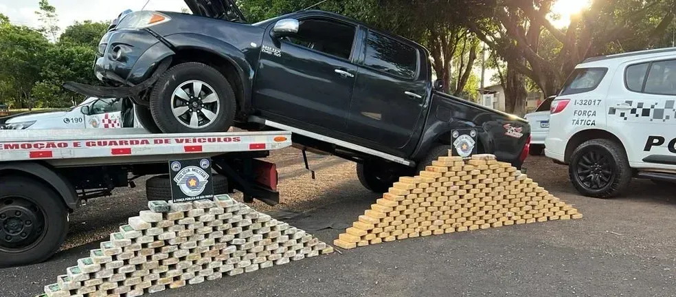 Agente da PRF é preso em flagrante com 300 quilos de cocaína e crack no interior 