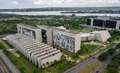 STJ: plano de saúde não pode recusar cliente por estar endividado