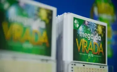 Cinco apostas acertam a Mega da Virada
