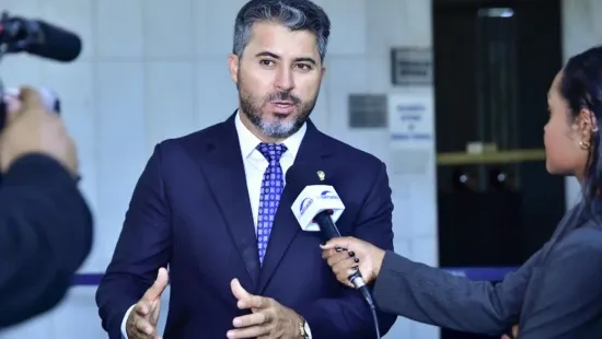 ‘Senador vitalício’: entenda o que é o cargo defendido por bolsonaristas