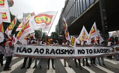 Consulta do governo sobre comunicação antirracista acaba neste sábado