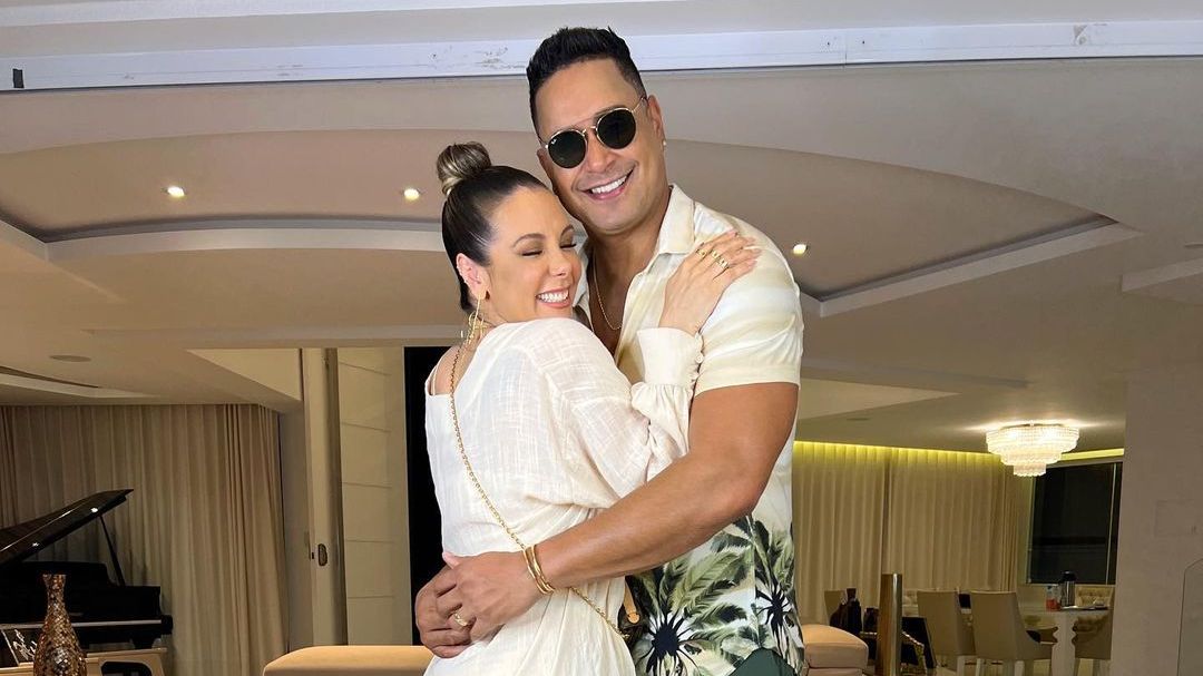 Xanddy revela já ter feito sexo com Carla Perez em local público