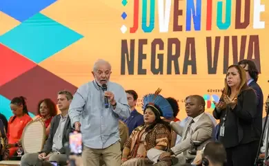 Governo prevê mais de R$ 665 milhões em ações para jovens negros