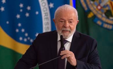 Lula fará infiltração no quadril em hospital de Brasília nesta quarta