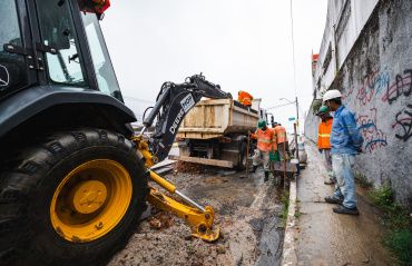 Infraestrutura fecha ligações clandestinas de esgoto no Jacintinho