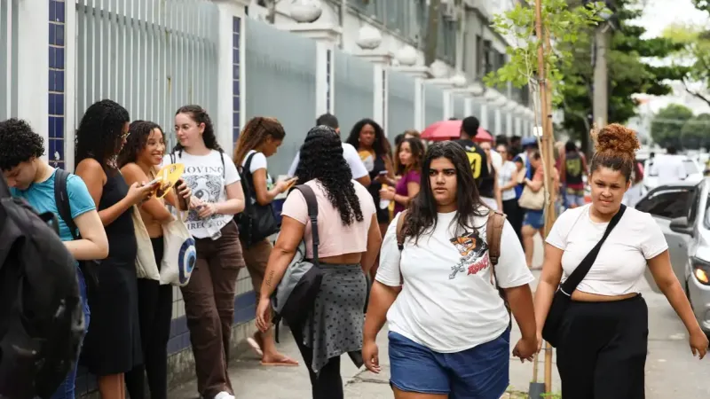 Fies: pré-selecionados devem complementar inscrição a partir de sexta