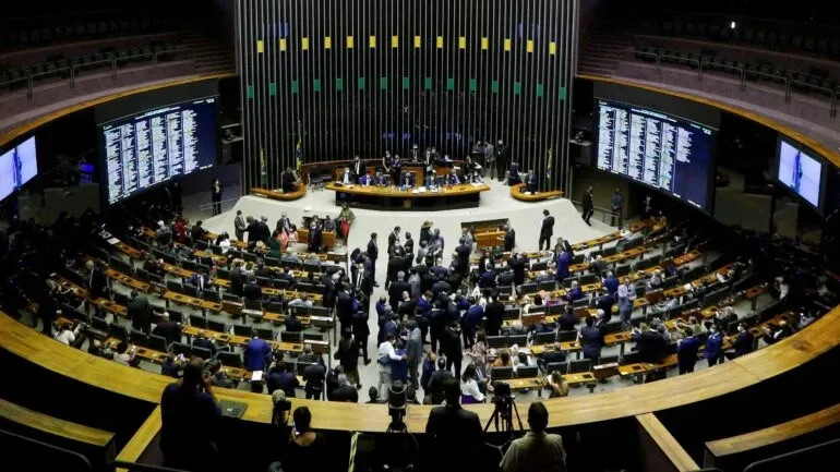 Câmara discute Orçamento de 2025 nesta terça-feira