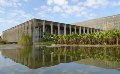 Governo brasileiro lamenta morte do senador colombiano Miguel Uribe