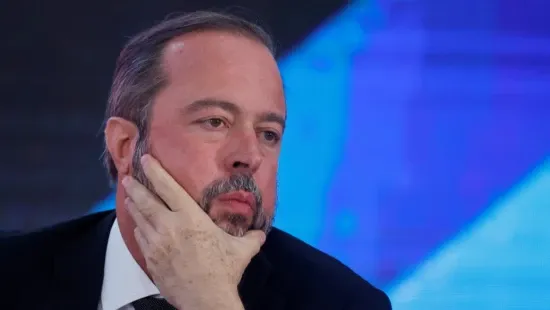‘Extremismos não fazem bem para o mundo’, diz ministro que representa o país em Davos